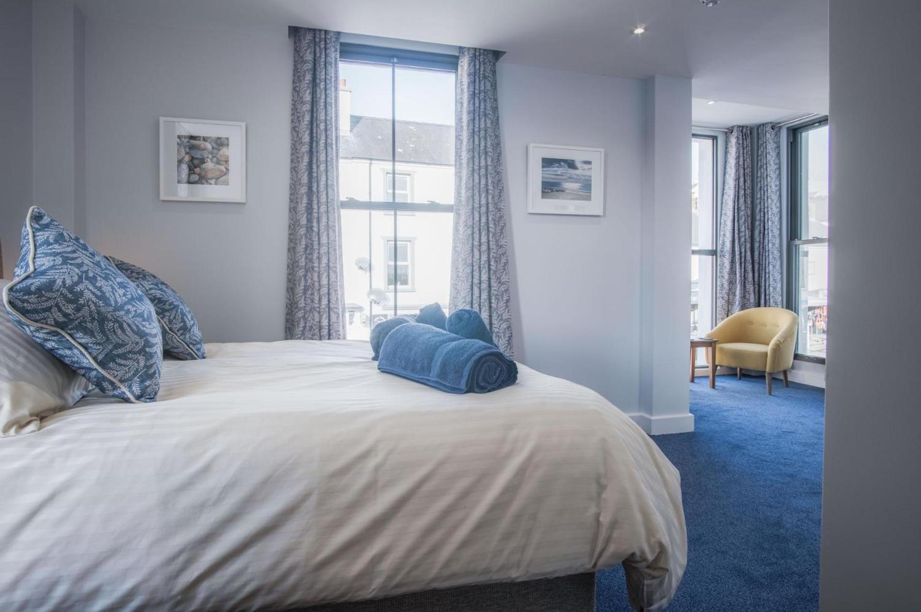 Ocean Cabins No 3 At The Square - Saundersfoot Phòng bức ảnh