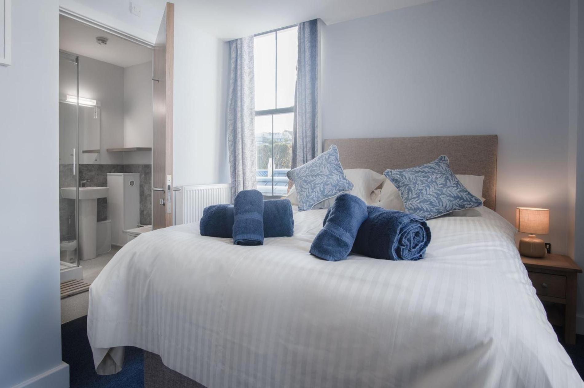 Ocean Cabins No 3 At The Square - Saundersfoot Phòng bức ảnh